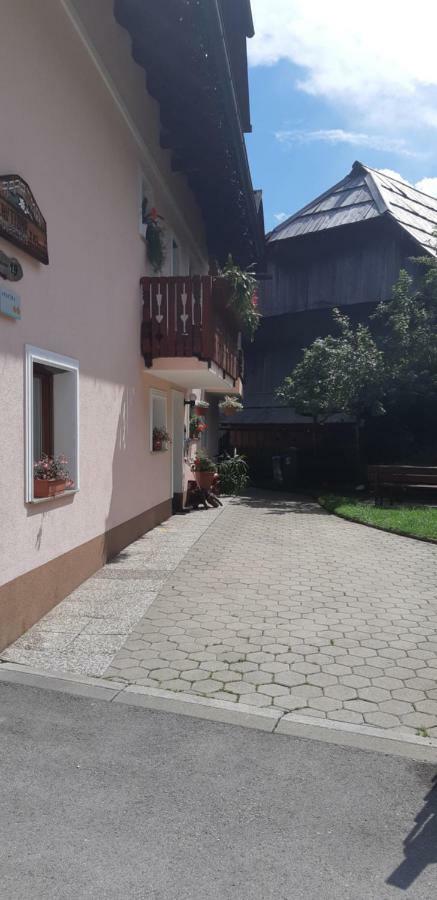 Apartma Albina Kranjska Gora Bagian luar foto